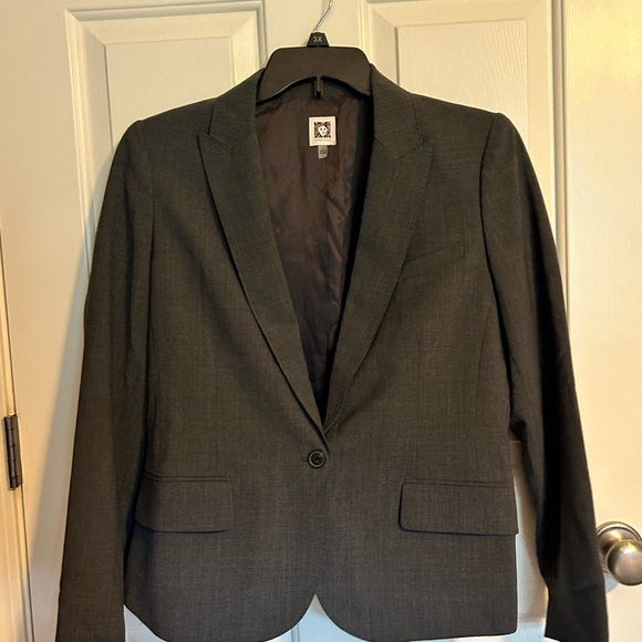 Suit Jacket - Picture 4 of 9